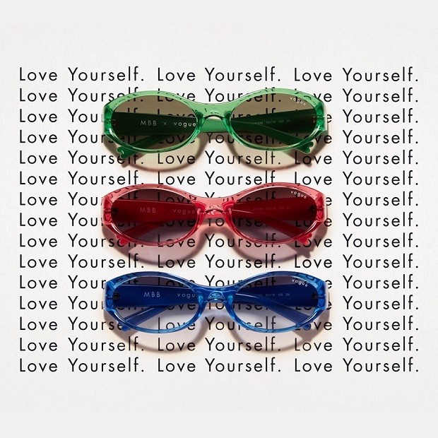 Linha de óculos lançada por Millie Bobby Brown (Foto: Reprodução/Instagram)