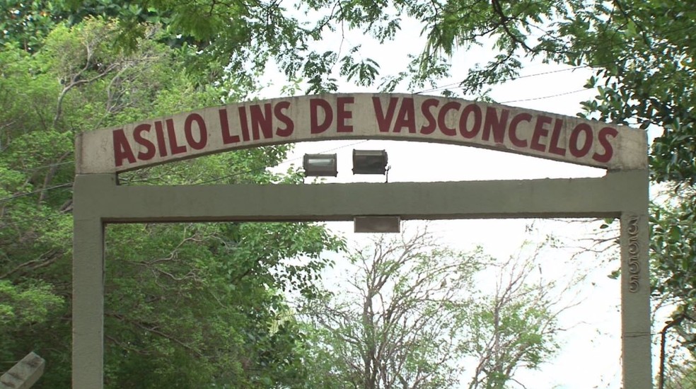 Asilo Lins de Vasconcelos, na Vila Operária, em Paranavaí — Foto: Reprodução/RPC