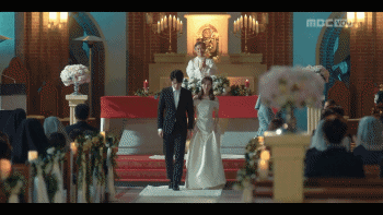 Kim Jung Hyun e Seohyun se casam em cena da série Time (2018) (Foto: Reprodução)