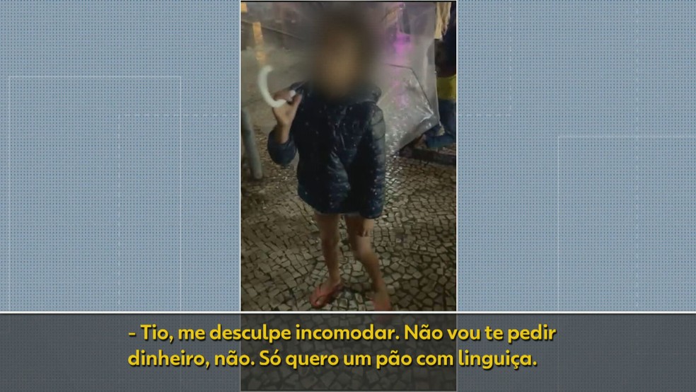 Menor pede comida nas ruas do Leblon, na Zona Sul do Rio — Foto: Reprodução/ TV Globo