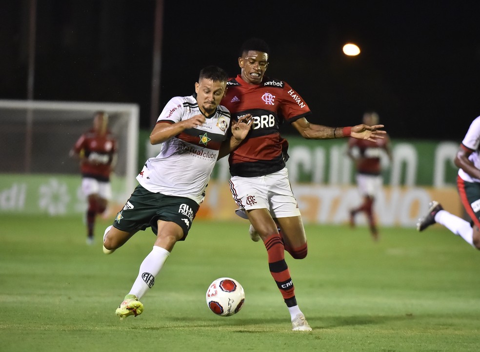 André em Flamengo x Portuguesa — Foto: André Durão