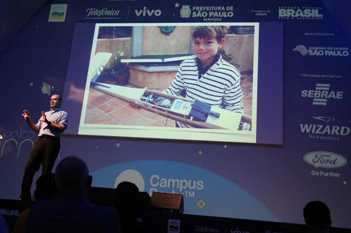 Chris Anderson inspira jovens brasileiros a empreender, criar e desenvolver ideias (Foto: Paulo Figueiredo / TechTudo) Chris Anderson inspira jovens brasileiros a empreender, criar e desenvolver ideias (Foto: Paulo Figueiredo / TechTudo)