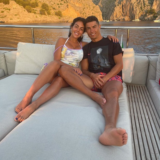 Georgina Rodri?guez e Cristiano Ronaldo (Foto: Reprodução/Instagram)