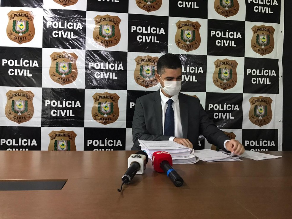 Delegado responsável pelo inquérito do naufrágio, Victor Crispim — Foto: Caio Coutinho/G1