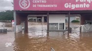 N&iacute;vel da &aacute;gua baixa e mostra como ficou o gramado do Beira-Rio; veja fotos