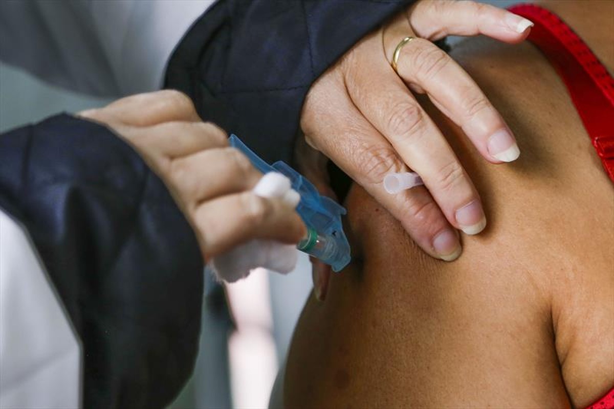 Vacinação contra a Covid-19: veja o calendário de imunização para três grupos em Itaúna - Vimarsana News