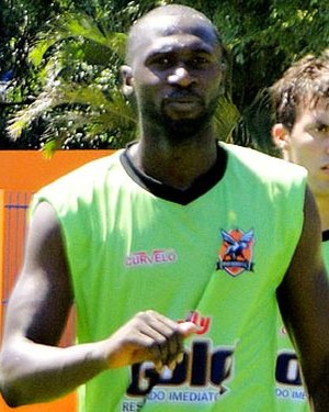 Sem avanço: na mira do Fla, Rodrigo Souza continua sem propostas