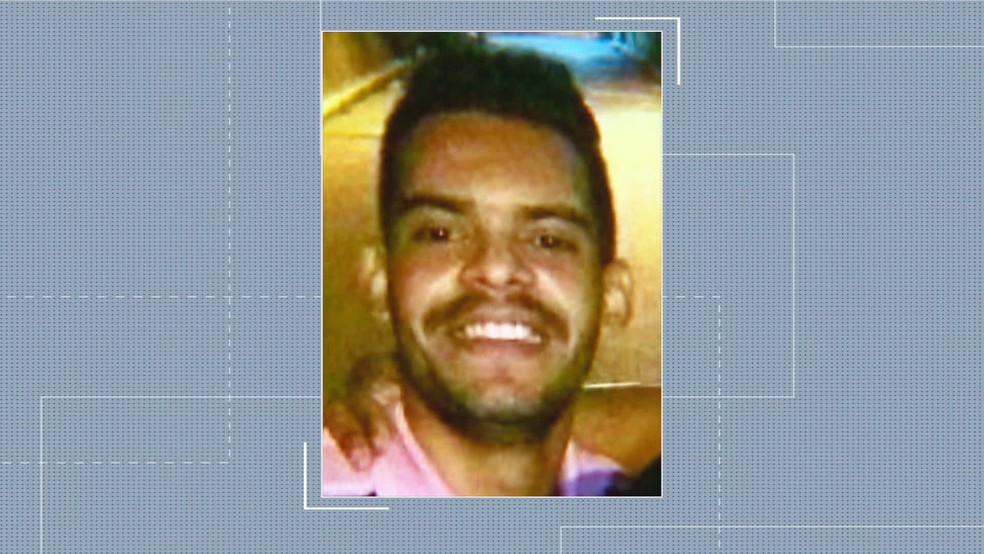 Edvaldo Ferreira da Silva Filho, de 23 anos, morreu após barreira deslizar em Camaragibe — Foto: Reprodução/TV Globo