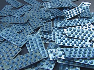 Cerca de 5 mil comprimidos de estimulante sexual foram apreendidos em BH (Foto: Reprodução/TV Globo)