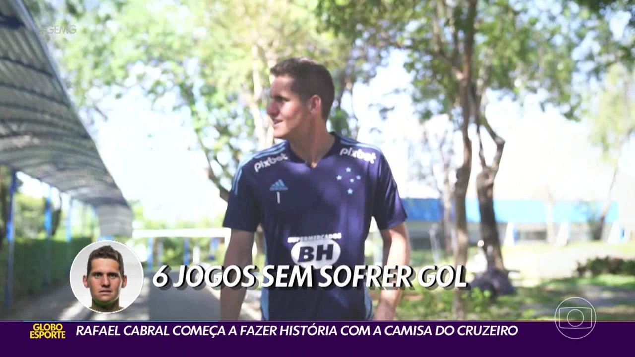 Com sequência de Dida, Rafael Cabral começa a fazer história no Cruzeiro
