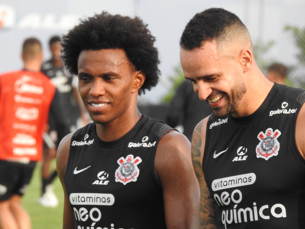 Corinthians prepara Willian para retornar ao time no domingo, contra o Ituano, pelo Paulistão