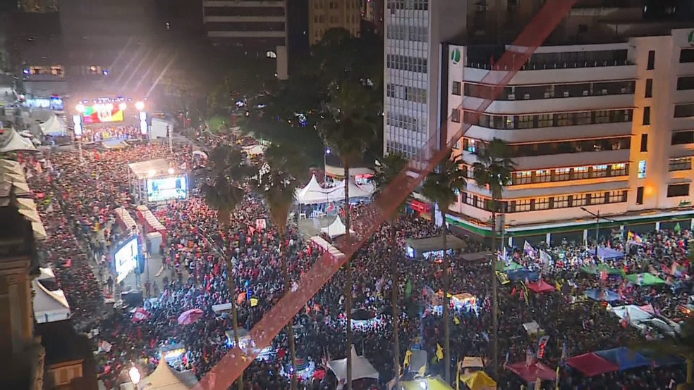 Comício do PT em Porto Alegre — Foto: Reprodução/RBS TV