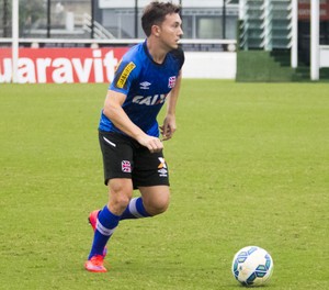 Náutico faz proposta ao Cruzeiro  para contratar atacante Dagoberto