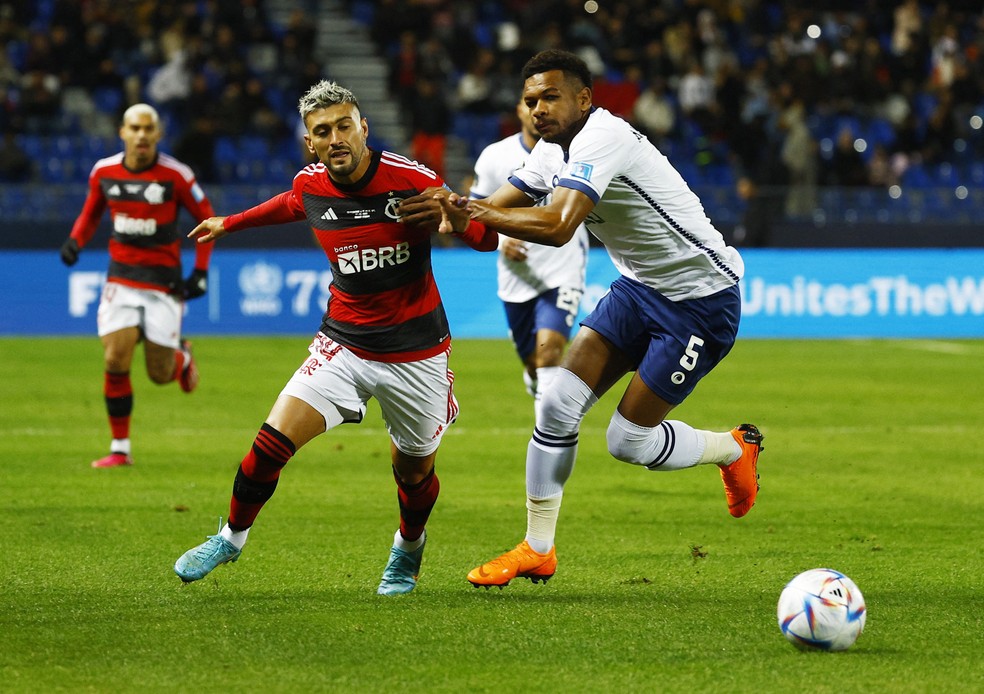 Flamengo x Al Hilal semi Mundial Arrascaeta Al-Bulayhi  Foto: Reuters