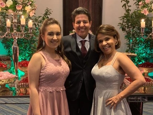 Iza, Adriane Bonato e Claudia Rodrigues em foto de arquivo (Foto: Reprodução/Instagram)