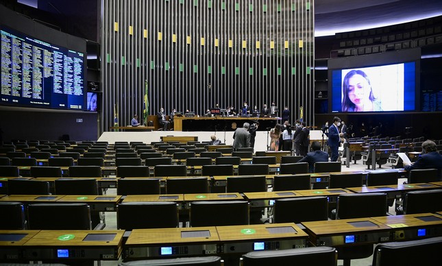 Plenário da Câmara dos Deputados durante sessão do Congresso