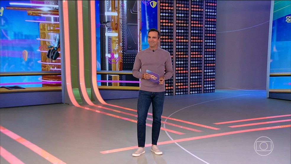 Tadeu Schmidt conta como será a dinâmica do Paredão da semana no BBB 23 — Foto: Globo