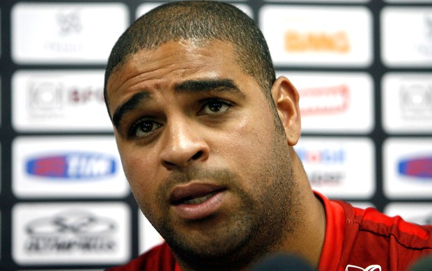 Na Memória: Pet brilha, Adriano faz dois e Flamengo bate Sport em 2009