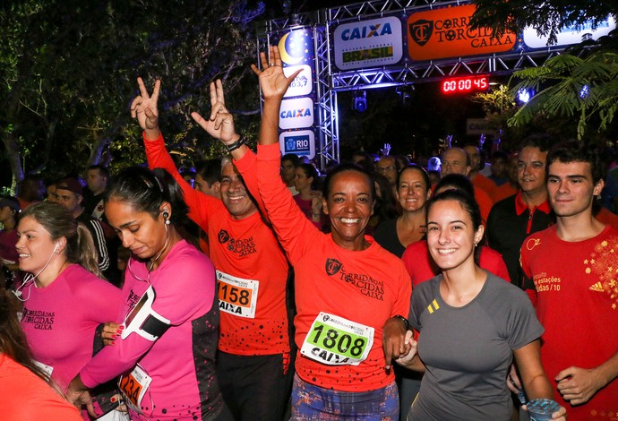 Com vitória do Flamengo, Corrida das Torcidas reúne dois mil atletas no Rio