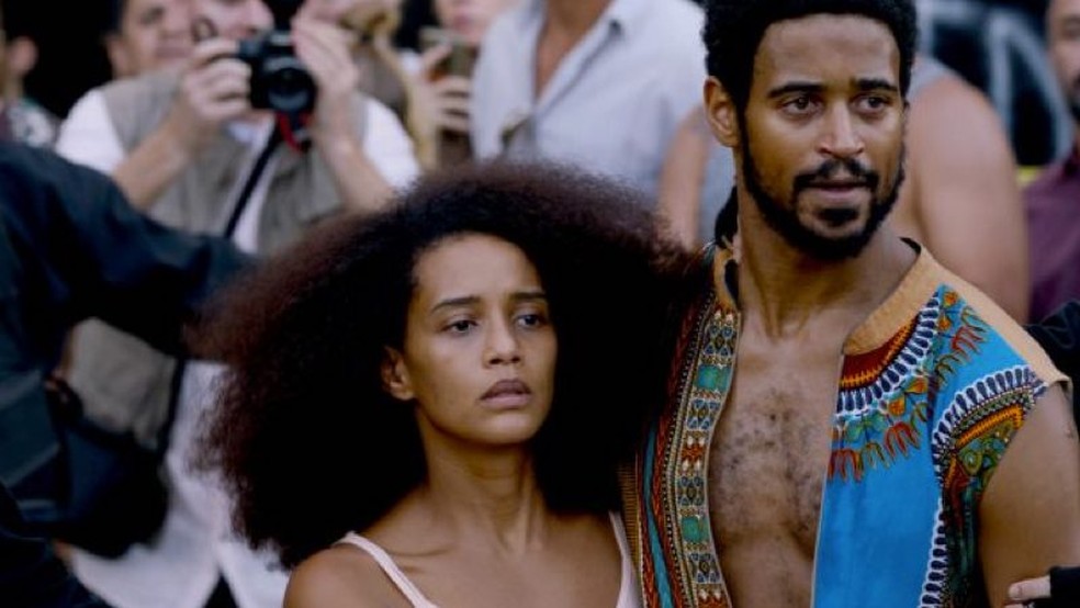 Taís Araujo e Alfie Enoch em 'Medida Provisória' — Foto: Divulgação/H2O Films