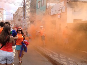 POR QUE A HOLANDA JOGA DA LARANJA? Veja motivo da cor inusitada da