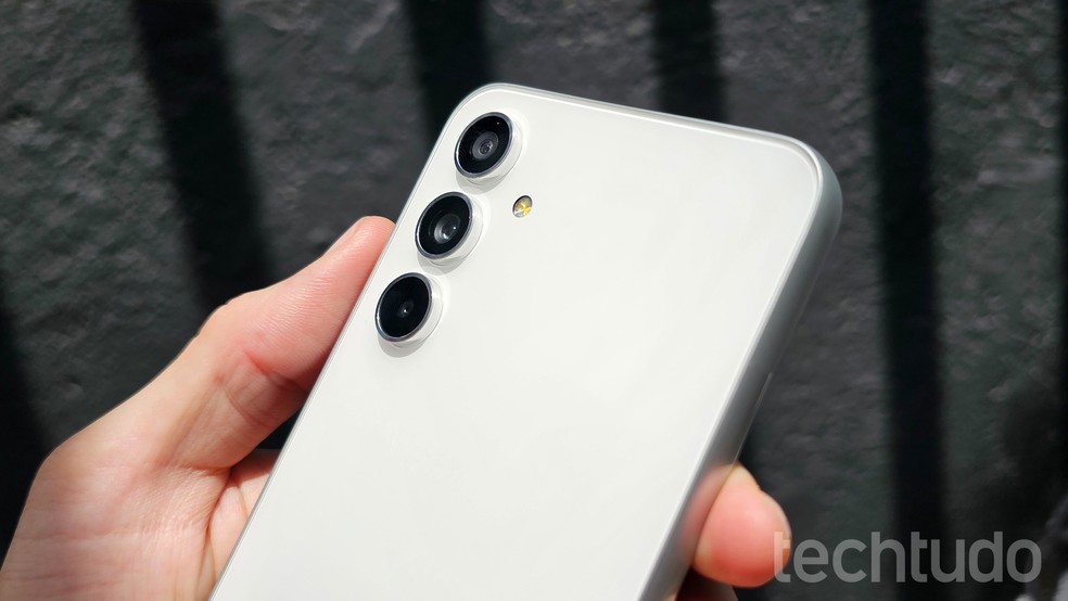 C&acirc;meras do Galaxy A54 &mdash; Foto: Th&aacute;ssius Veloso/TechTudo