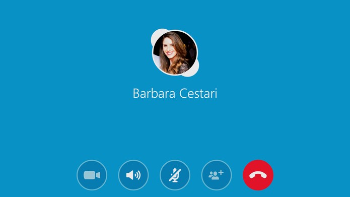 Tela do Skype pode ser espelhada na TV pelo Chromecast mas sem microfone ou webcam (Foto: Reprodução/Barbara Mannara)