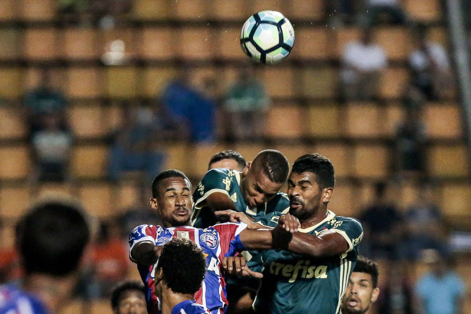  Entenda por que o Palmeiras abriu 2 a 0 e sofreu o empate do Bahia no Pacaembu