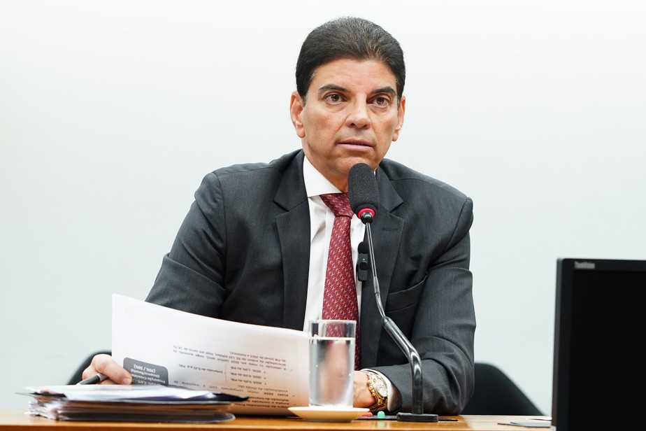 O relator do projeto do novo arcabouço fiscal, deputado Cláudio Cajado (PP-BA)