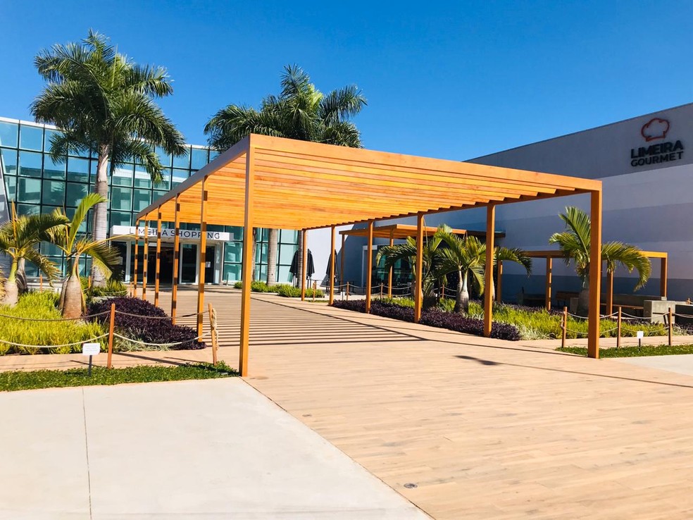 Entrada do Limeira Shopping: novo horário a partir desta sexta-feira — Foto: Divulgação