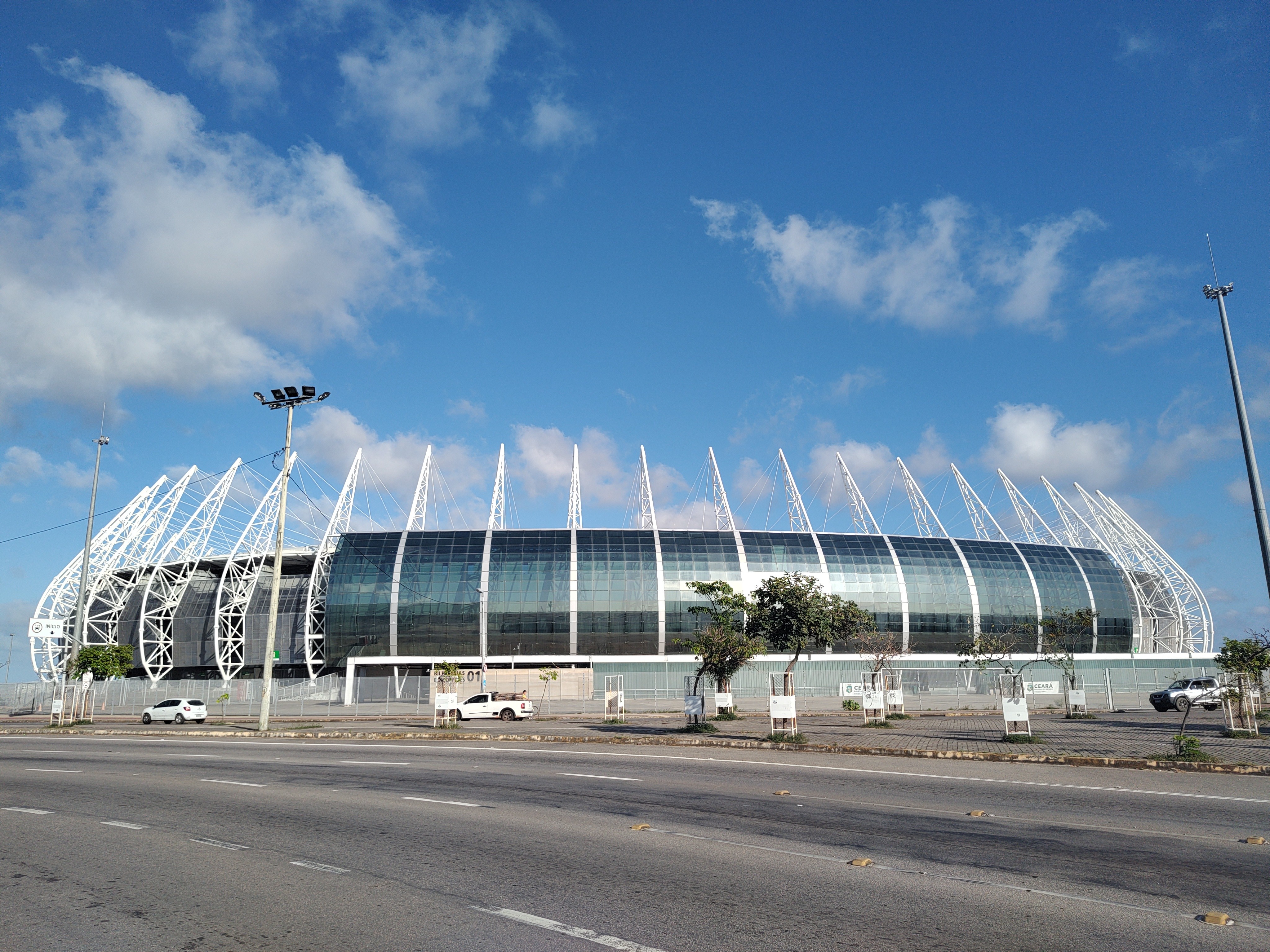 Vizinhos da Arena Castelão reconhecem melhorias, mas citam problemas sem solução oito anos após a Copa do Mundo de 2014