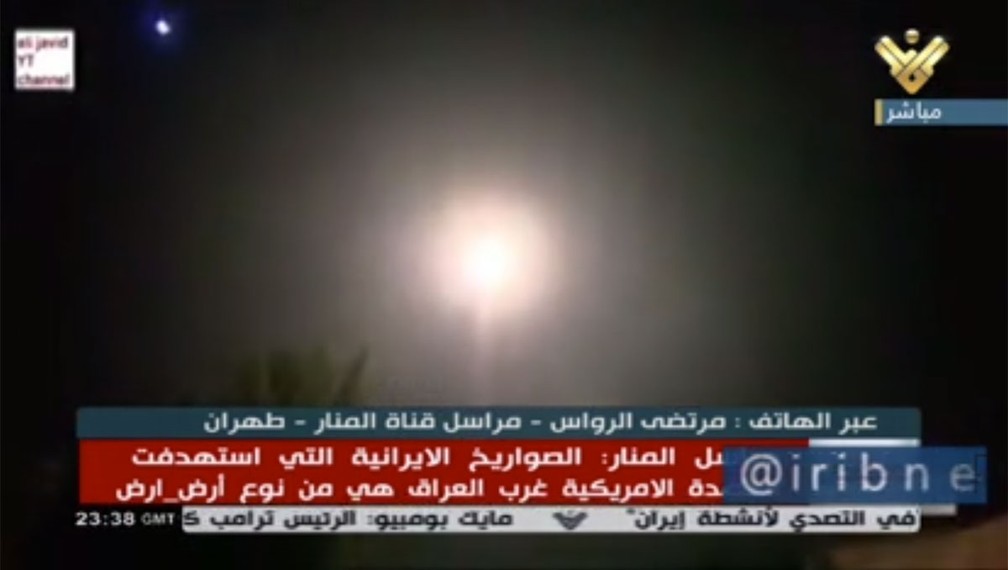 Emissora iraniana noticia lançamento de mísseis contra alvos no Iraque — Foto: Iribnews/Reprodução