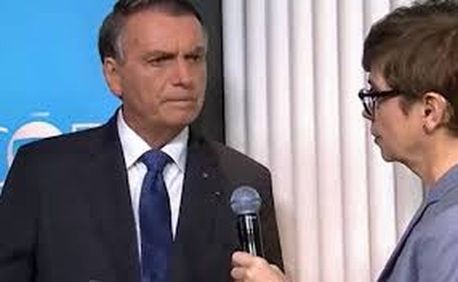 Bolsonaro e Renata Lo Prete