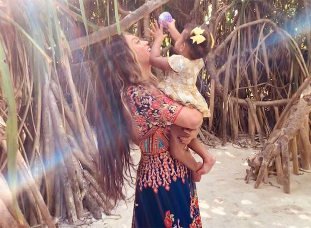 Beyoncé Shares New Photos of Twins Rumi and Sir Carter During Indian VacationCredit: Beyonce.com (Foto: Beyonce.com/ Reprodução)