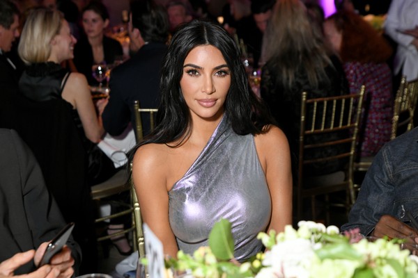 A socialite Kim Kardashian durante o evento anual do Fashion Group International 2019, em Nova York (Foto: Getty Images)