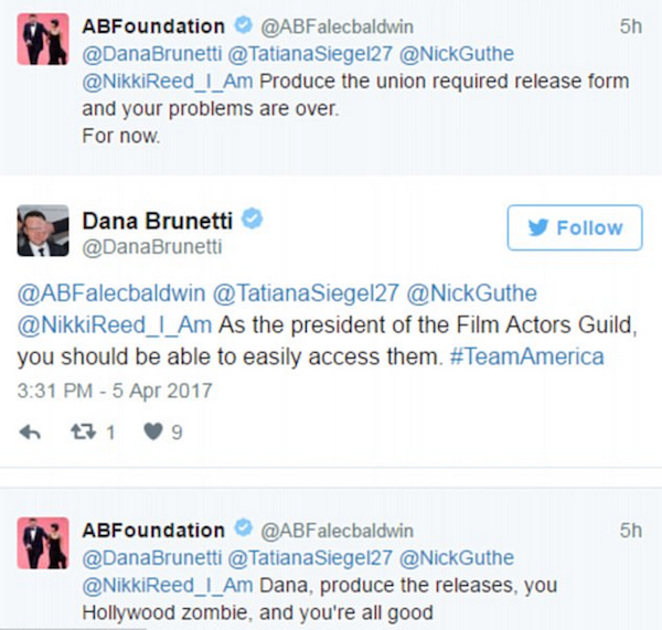 A discussão entre Alec Baldwin e o produtor Dana Brunetti (Foto: Reprodução)