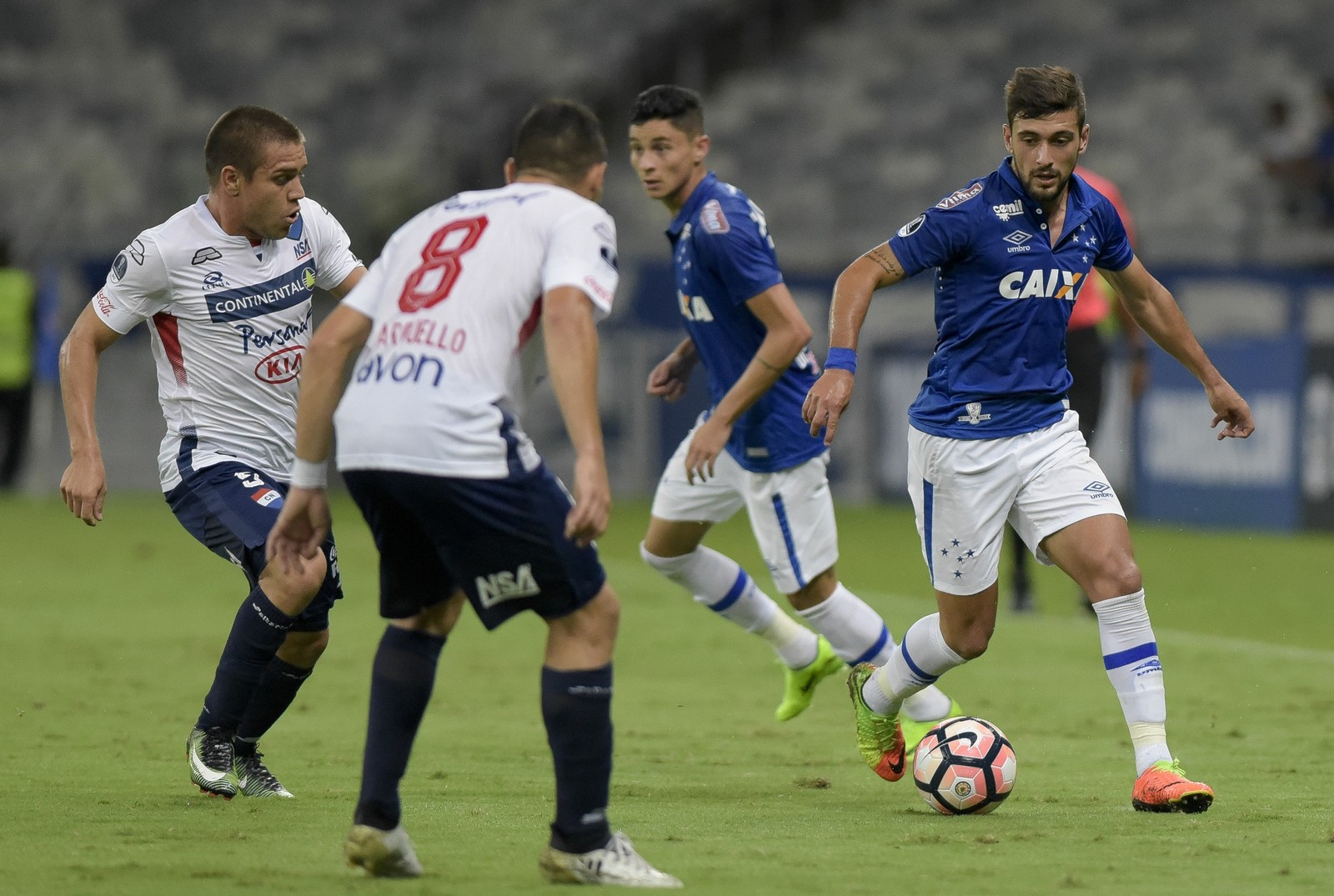 Com objetivo triplo, Cruzeiro joga com o Nacional-PAR de olho na 2ª fase da Sul-Americana
