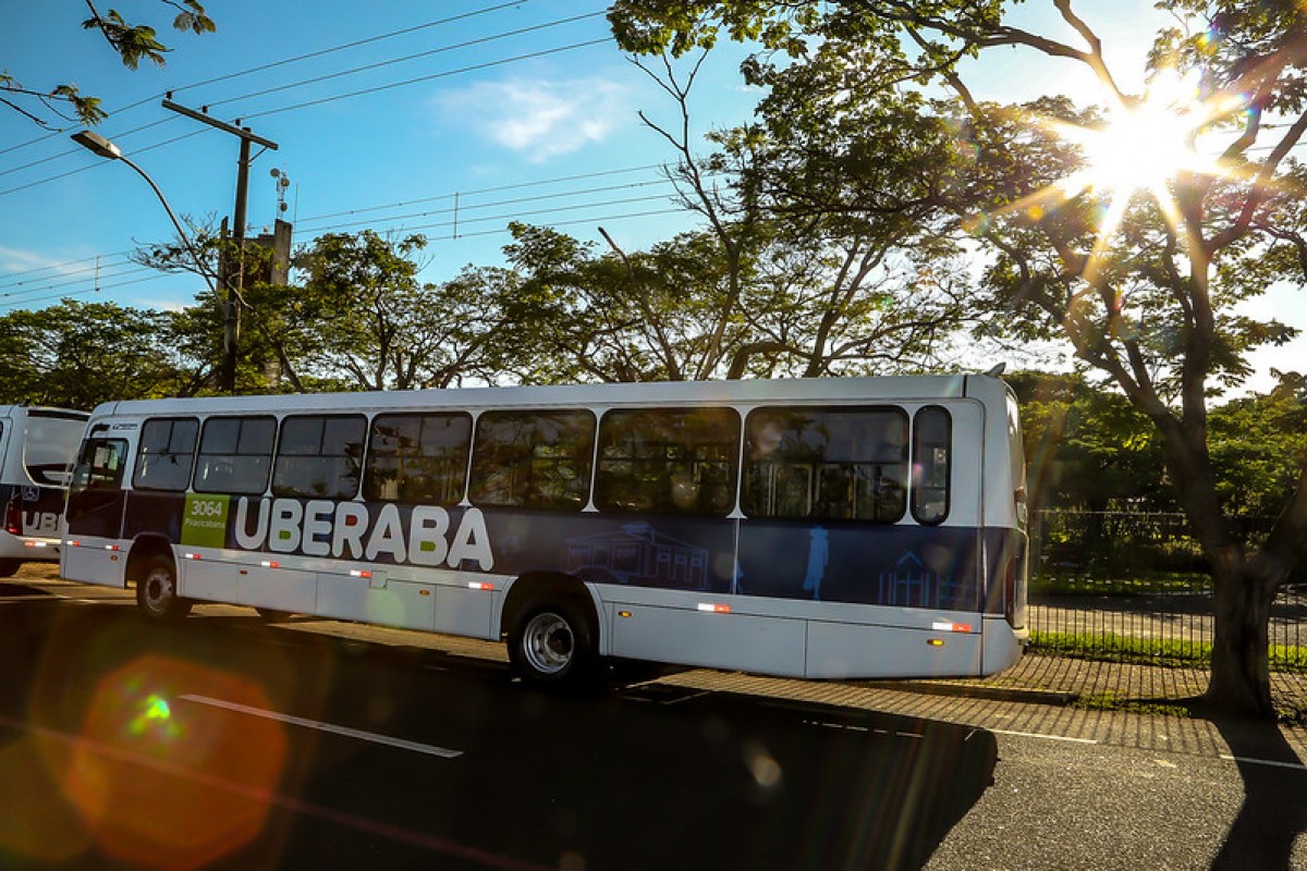 Itinerário de ônibus que passa pelo Bairro Parque do Girassóis em Uberaba é alterado