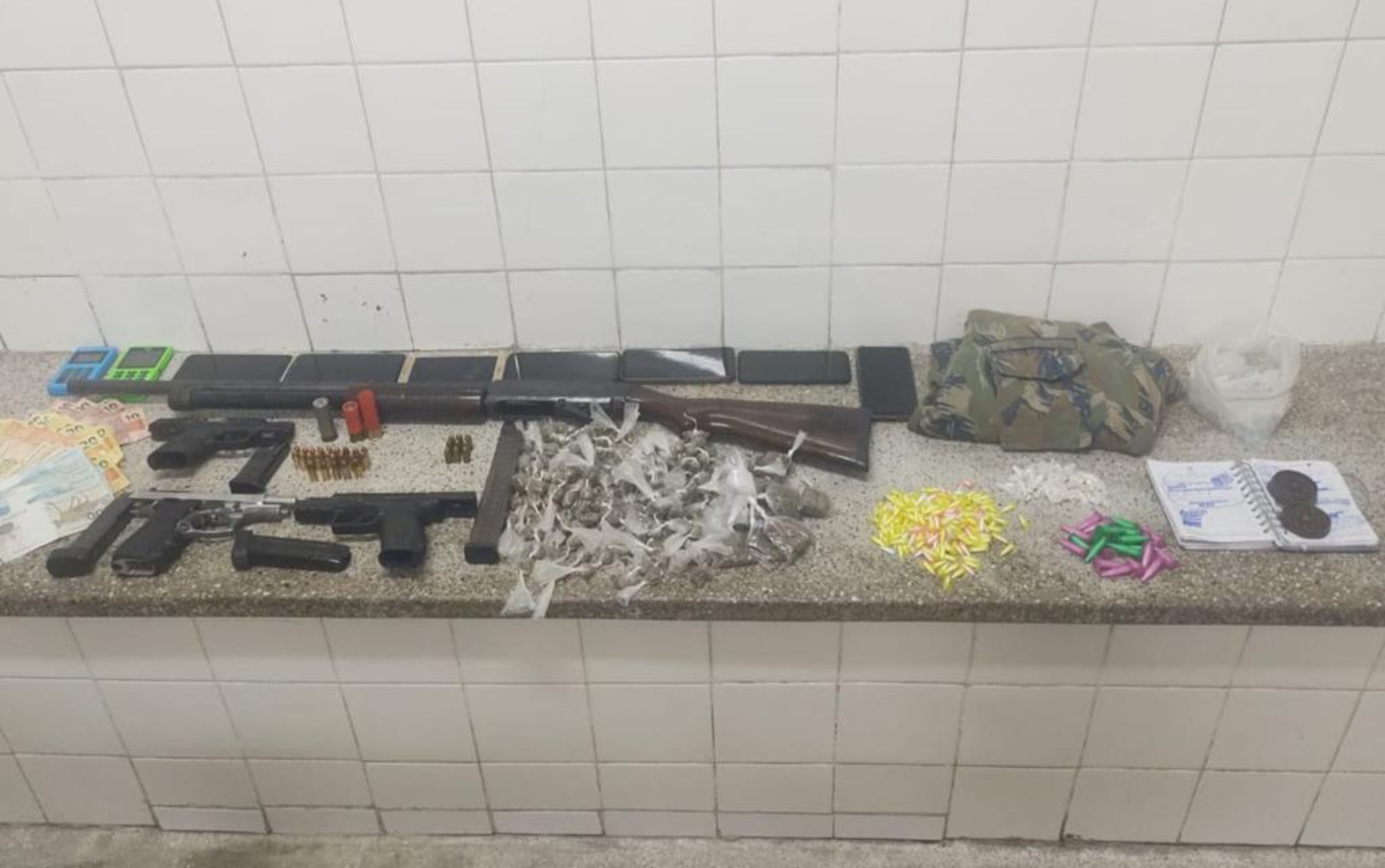 Quatro homens morrem em confronto com a polícia na Bahia; total no mês chega a 68