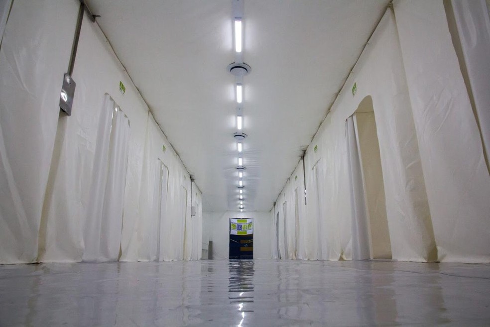11/05: Leitos do hospital de campanha de Campinas voltado a casos de Covid-19 &mdash; Foto: Osvaldo Furiatto
