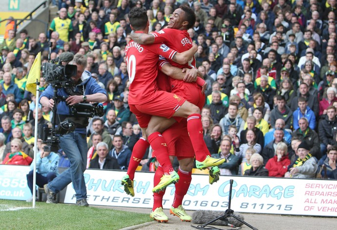 sterling suarez Norwich City x Liverpool (Foto: EFE)