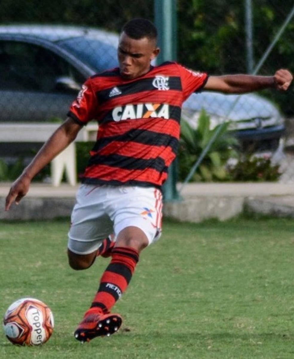 Jean Carlos, jogador da base do Flamengo â€” Foto: ReproduÃ§Ã£o/Instagram
