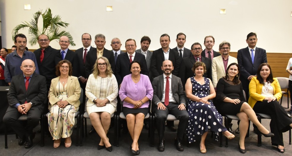 Governadora FÃ¡tima Bezerra empossou os secretÃ¡rios nesta quarta-feira (2), na Escola de Governo â€” Foto: Pedro Vitorino