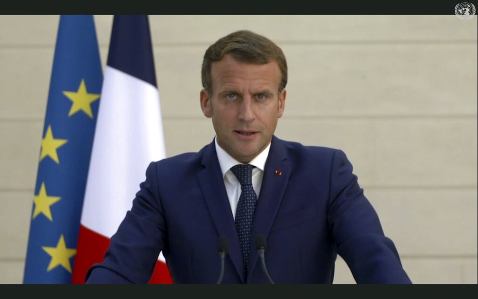 Emmanuel Macron, presidente da França, durante pronunciamento enviado à Assembleia Geral da ONU nesta terça (22) — Foto: UNTV via AP