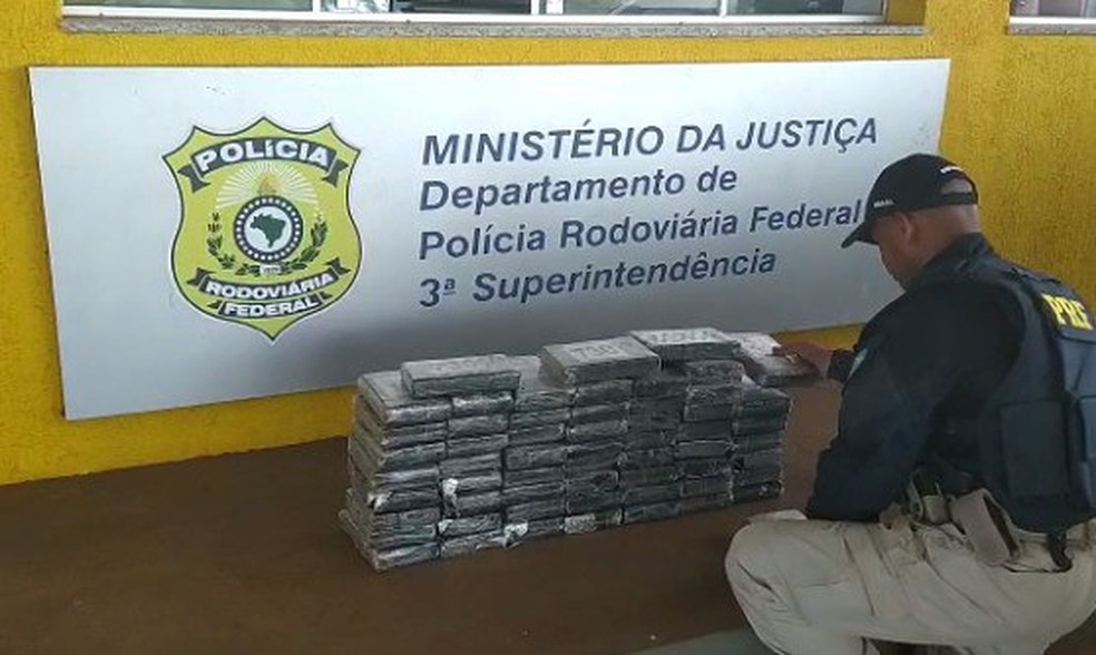 Cocaína apreendida pela PRF nesta segunda-feira (28) — Foto: PRF/Divulgação