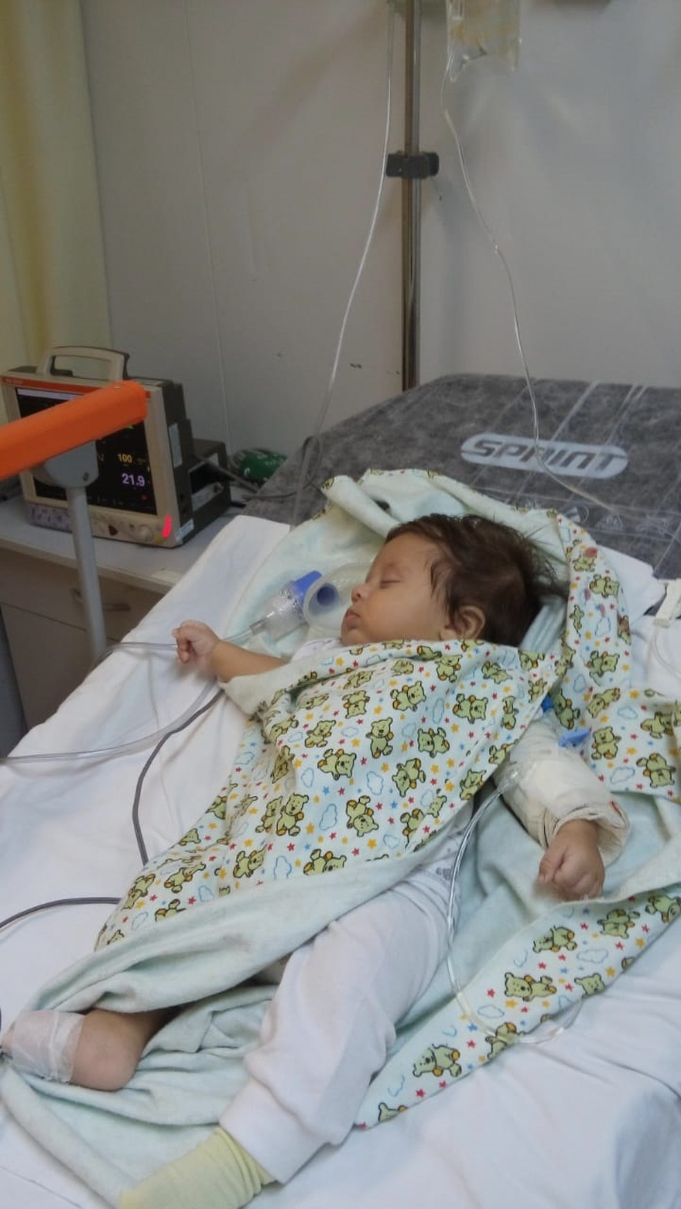 Com menos de um ano, Samuel, que tem doença rara, teve três pneumonias — Foto: Arquivo Pessoal