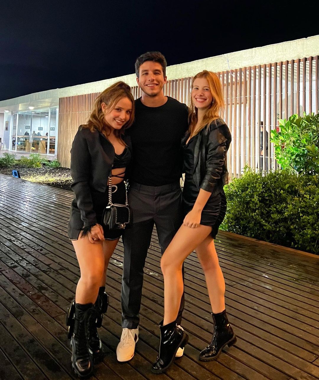 Larissa Manoela, Ricky Tavares e Caroline Dallarosa (Foto: Instagram/Reprodução)