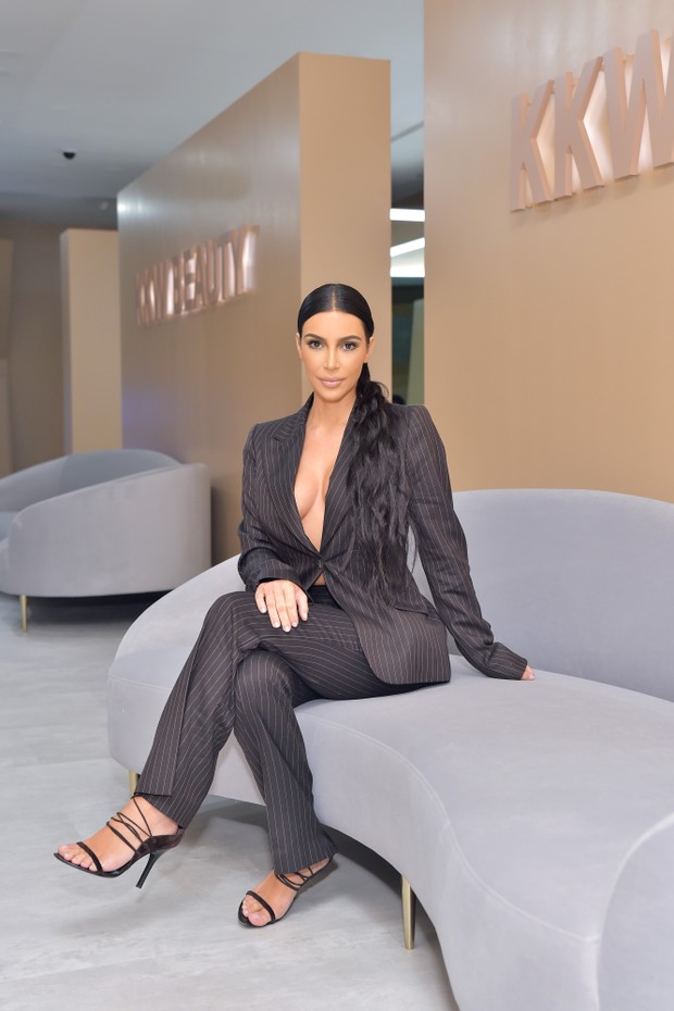 Colaboração de Kim Kardashian com a Coty Cosmetics resulta em problemas jurídicos  (Foto: Getty Images)