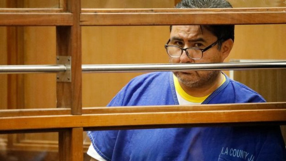 Naasón Joaquín García, conhecido em sua igreja como "O Apóstolo", é acusado de 26 crimes — Foto: Getty Images via BBC
