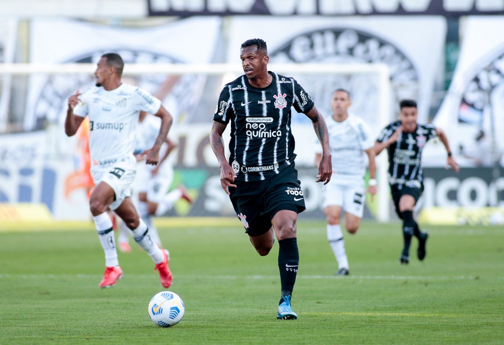 Jô em Santos x Corinthians na Vila Belmiro  — Foto: Rodrigo Coca/Ag. Corinthians